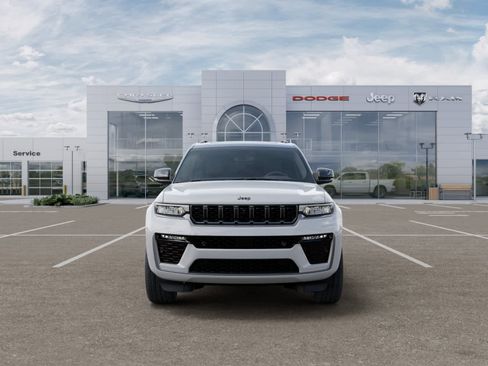 New 2026 Jeep Grand Cherokee L Summit AWD/4WD image 6