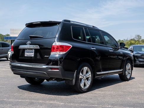Used 2012 Toyota Highlander Limited w/ Tow Pkg AWD/4WD image 13
