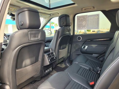 Used 2024 Land Rover Discovery S AWD/4WD image 14