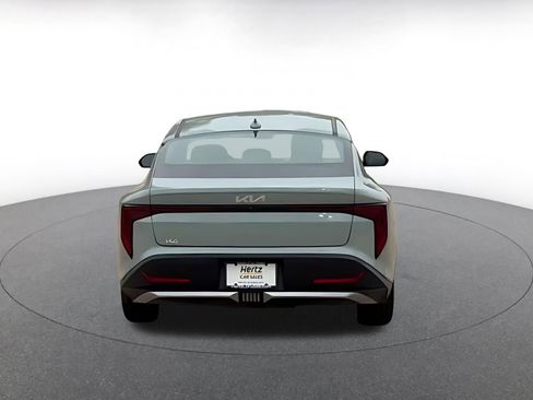 Used 2025 Kia K4 LXS image 12