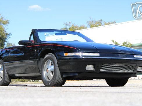 Used 1990 Buick Reatta Convertible image 23