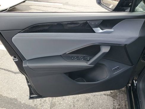 New 2026 Volkswagen Tiguan SE R-Line FWD image 14
