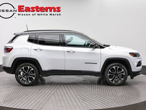 Used 2022 Jeep Compass Limited AWD/4WD image 4