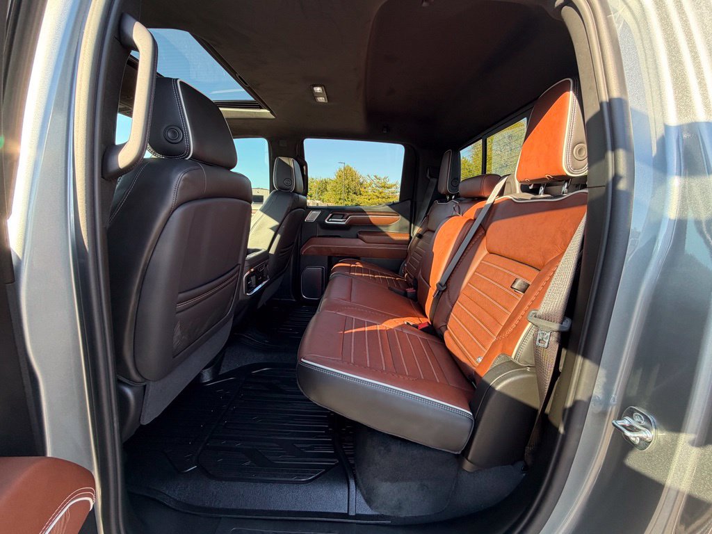 Used 2026 GMC Sierra 1500 Denali Ultimate AWD/4WD image 6