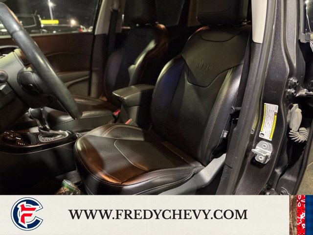 Used 2019 Jeep Compass Limited AWD/4WD image 19