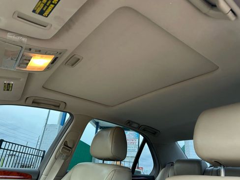 Used 2002 Lexus LS 430 RWD image 21