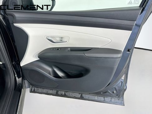 Certified 2025 Hyundai Tucson SE AWD/4WD image 34