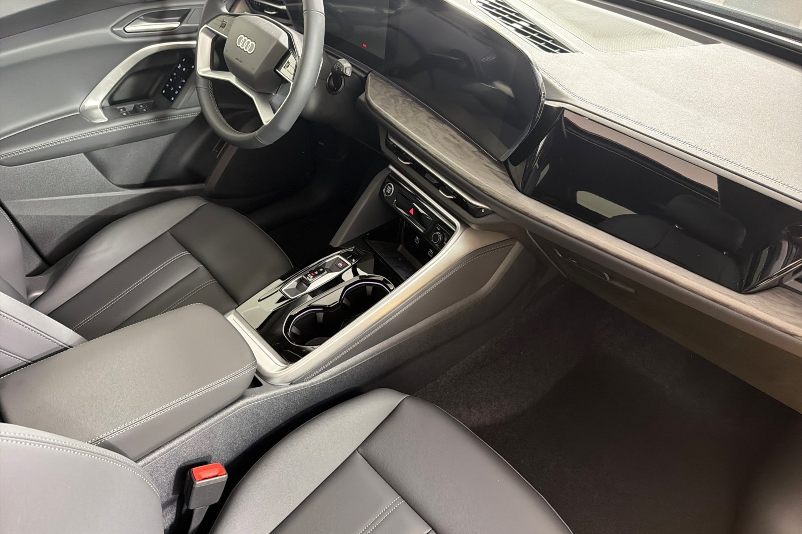 New 2026 Audi Q5 Premium Plus AWD/4WD image 15