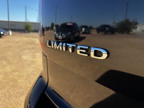 Used 2013 Ford Explorer Limited image 10