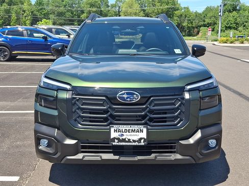 Certified 2026 Subaru Outback Premium AWD/4WD image 2