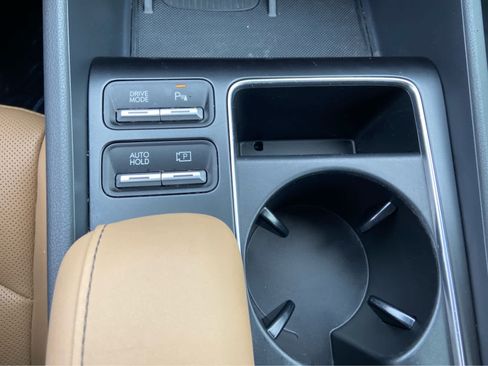 Used 2025 Hyundai Sonata Limited FWD image 31