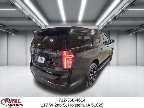 Used 2021 Chevrolet Suburban RST w/ Rear Media and Nav Package AWD/4WD image 8