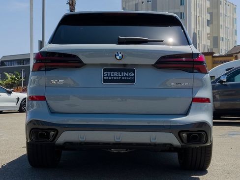 New 2026 BMW X5 xDrive40i w/ M Sport Package AWD/4WD image 16