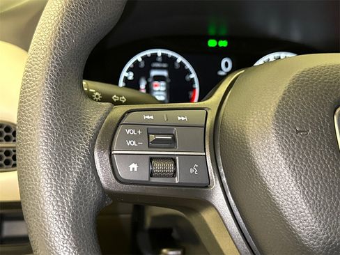 New 2026 Honda HR-V LX image 31