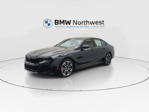 New 2027 BMW 530i xDrive w/ M Sport Package AWD/4WD image 9