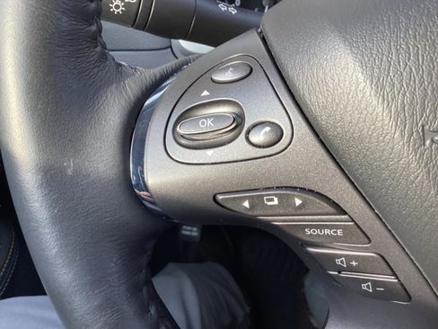 Used 2022 Nissan Murano Platinum w/ Cargo Package image 13