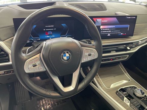 Used 2023 BMW X7 xDrive40i w/ Executive Package AWD/4WD image 30