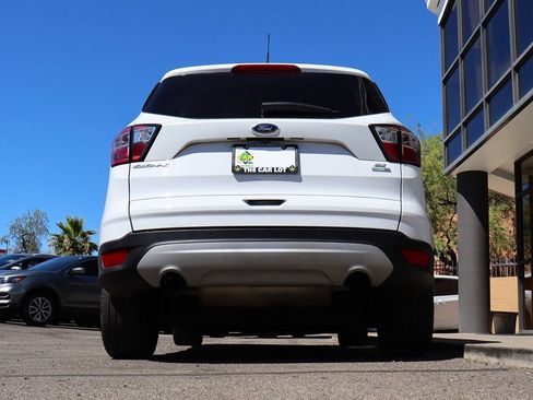 Used 2017 Ford Escape SE w/ Equipment Group 201A AWD/4WD image 12