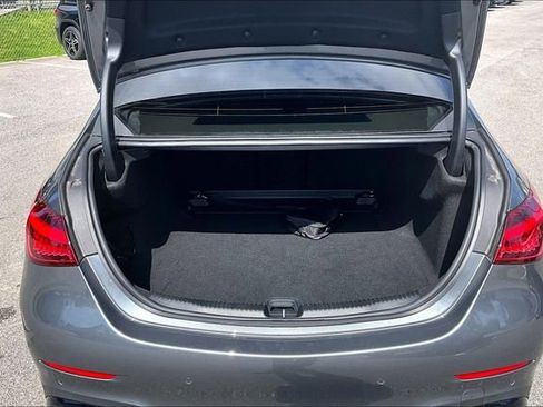 Used 2024 Mercedes-Benz C 300 Sedan image 37