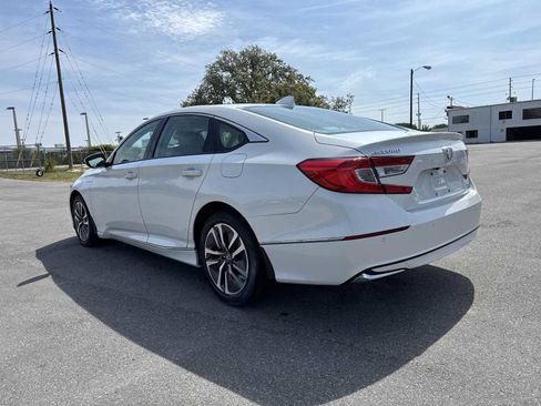 Used 2019 Honda Accord Touring image 4