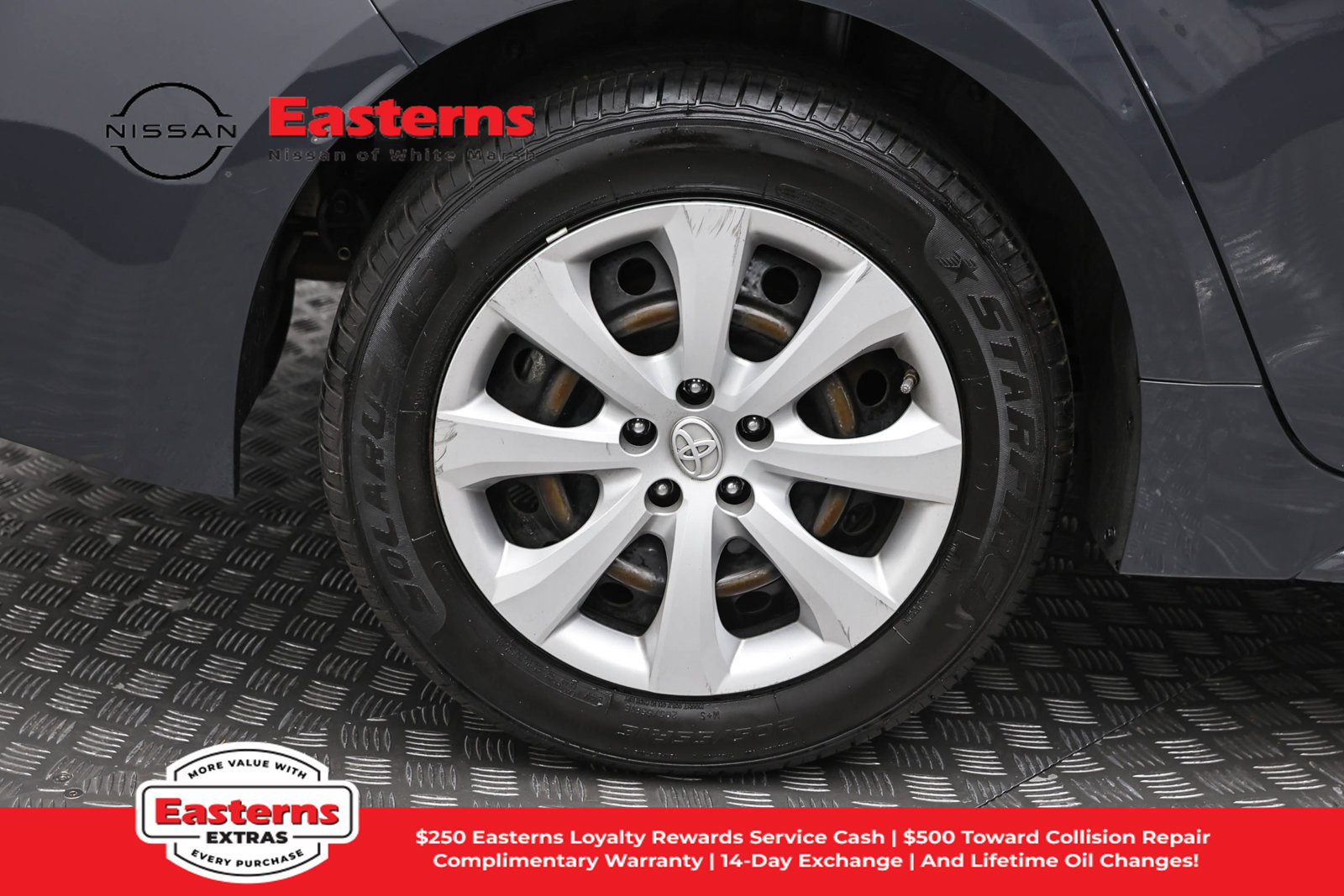 Used 2023 Toyota Corolla LE w/ Carpet Mat Package (TMS) FWD image 30