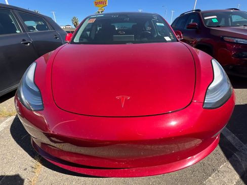 Used 2018 Tesla Model 3 Long Range image 2
