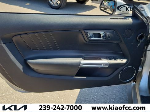 Used 2016 Ford Mustang Premium RWD image 13