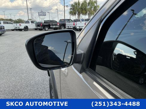 Used 2022 Nissan Frontier Pro-X image 10