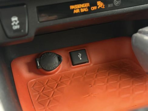 Used 2020 Toyota RAV4 Adventure image 34