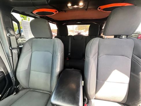 Used 2021 Jeep Wrangler Unlimited Sport AWD/4WD image 33