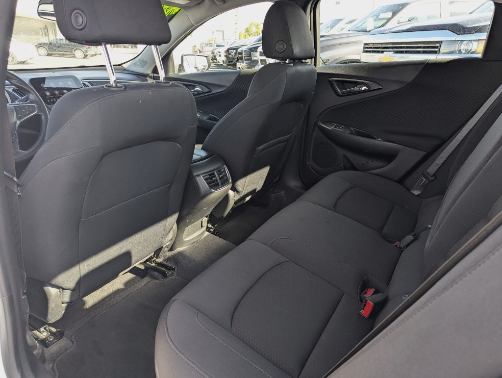 Used 2024 Chevrolet Malibu LT FWD image 32
