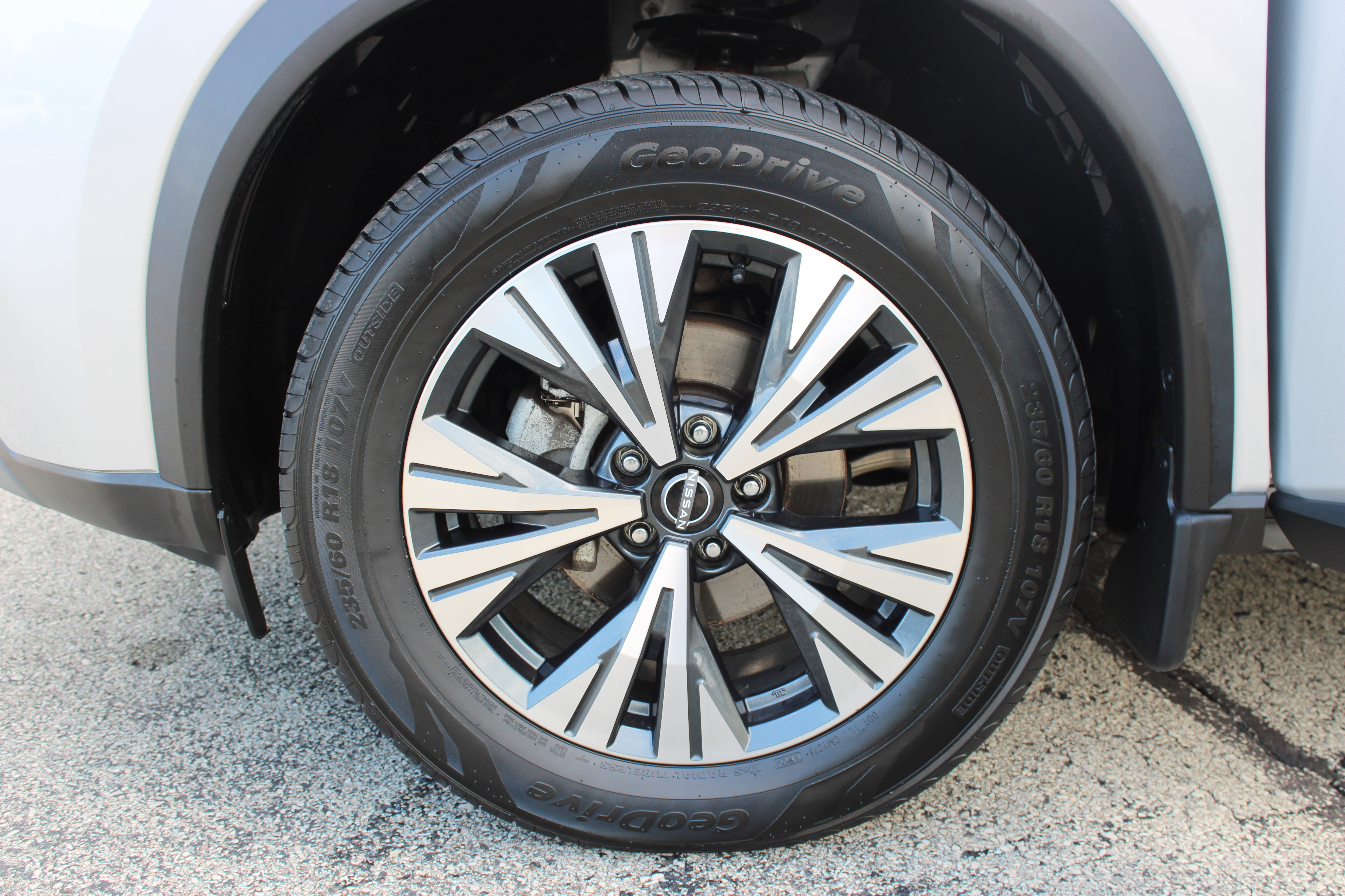 Certified 2023 Nissan Rogue SV w/ SV Premium B Package AWD/4WD image 34