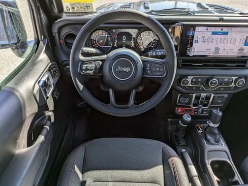 New 2025 Jeep Wrangler Unlimited Rubicon w/ Convenience Group image 15