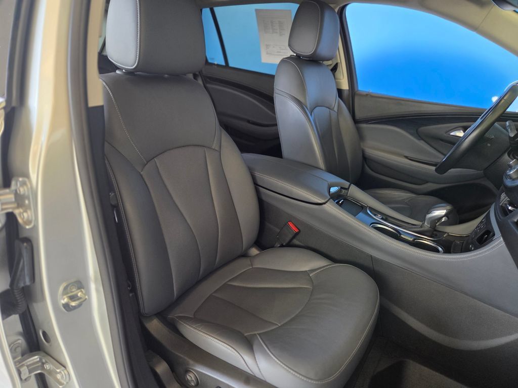 Used 2019 Buick Envision Essence FWD image 24
