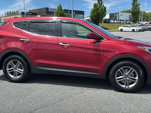 Used 2018 Hyundai Santa Fe Sport AWD/4WD image 3