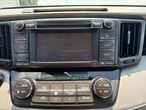 Used 2013 Toyota RAV4 Limited AWD/4WD image 15