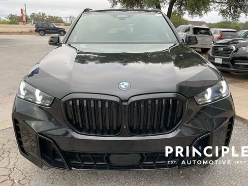Used 2024 BMW X5 xDrive40i w/ Executive Package AWD/4WD image 3