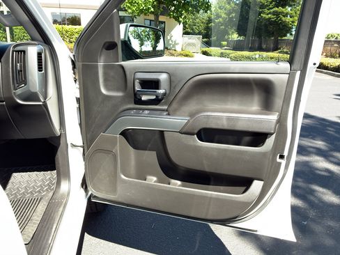 Used 2017 Chevrolet Silverado 1500 LT w/ LT Eassist Package RWD image 54