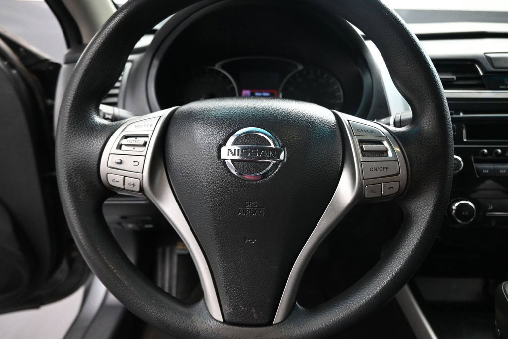 Used 2015 Nissan Altima 2.5 S w/ Power Driver Seat Package FWD image 19