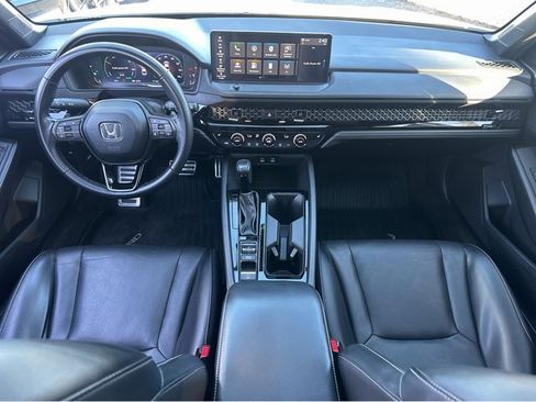 Used 2023 Honda Accord Sport image 2