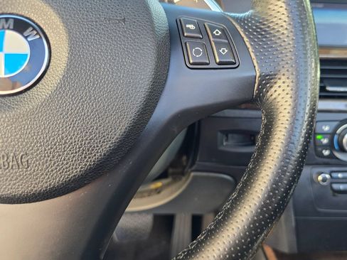 Used 2013 BMW 335i Convertible RWD image 31