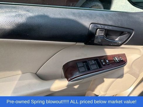 Used 2012 Toyota Camry XLE FWD image 14