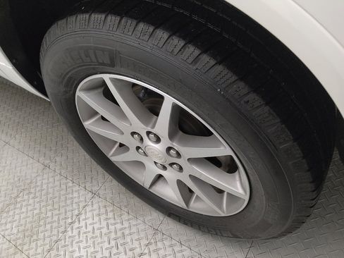 Used 2016 Buick Enclave Leather w/ Trailering Package image 31