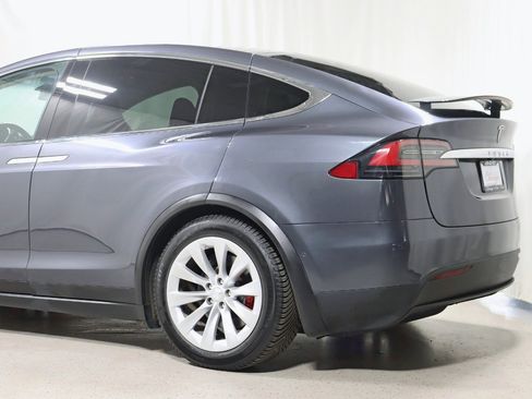 Used 2016 Tesla Model X Performance image 11