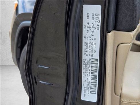 Used 2015 Jeep Grand Cherokee Limited image 15