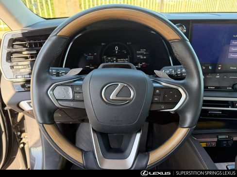 Used 2025 Lexus RX 350 AWD/4WD image 17