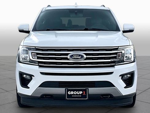 Used 2019 Ford Expedition XLT w/ Equipment Group 202A AWD/4WD image 4