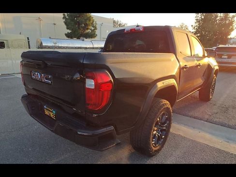Used 2024 GMC Canyon Elevation RWD image 8