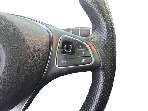 Used 2018 Mercedes-Benz E 300 4MATIC image 40