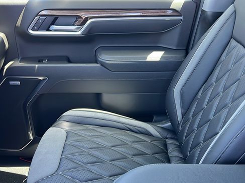 New 2026 Chevrolet Silverado 1500 RST AWD/4WD image 24